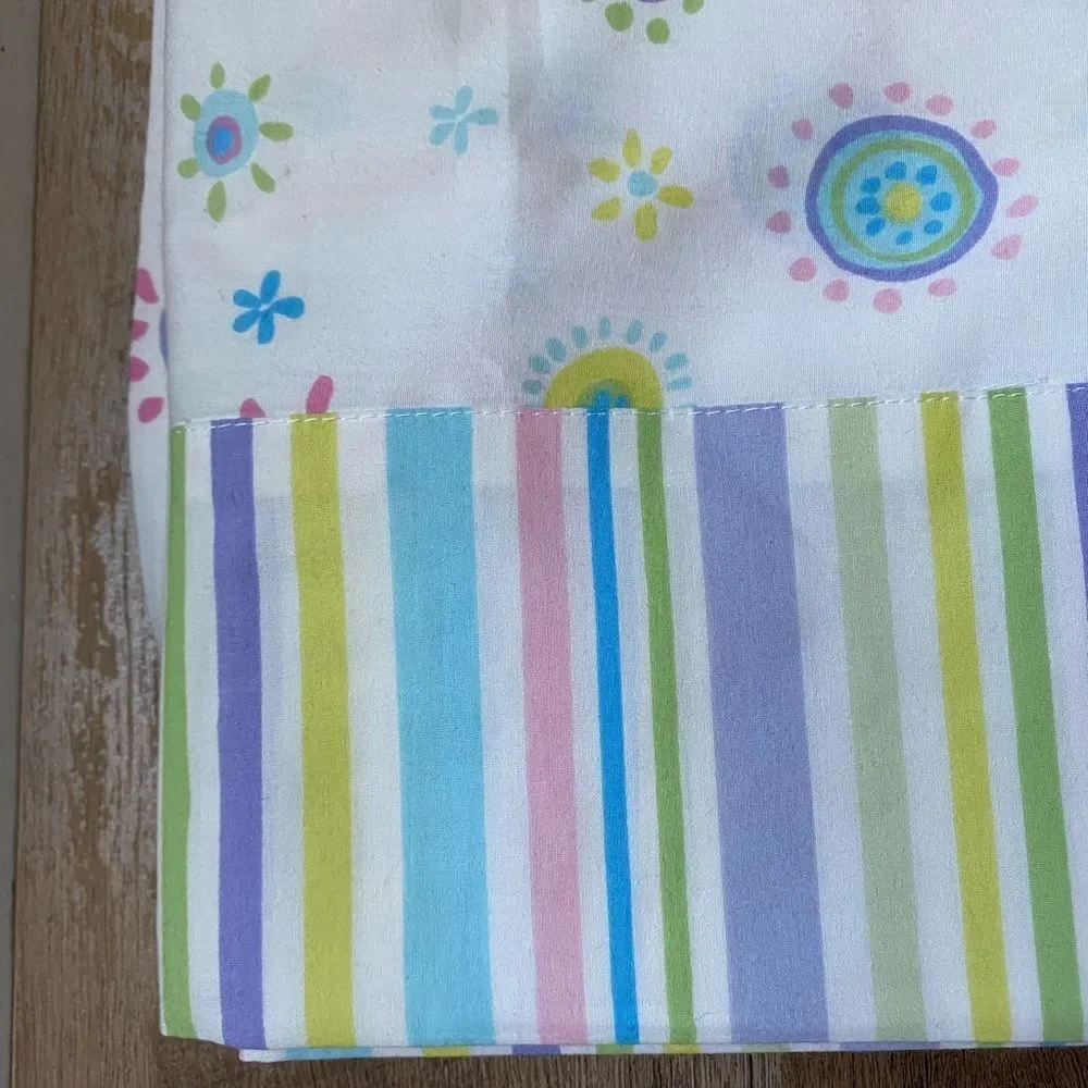 Field Gear Twin Top Sheet Floral and Striped Patterned Fabric